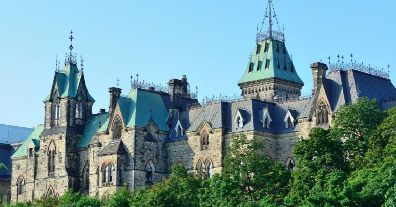 Top Reasons People Choose Canada for Immigration 